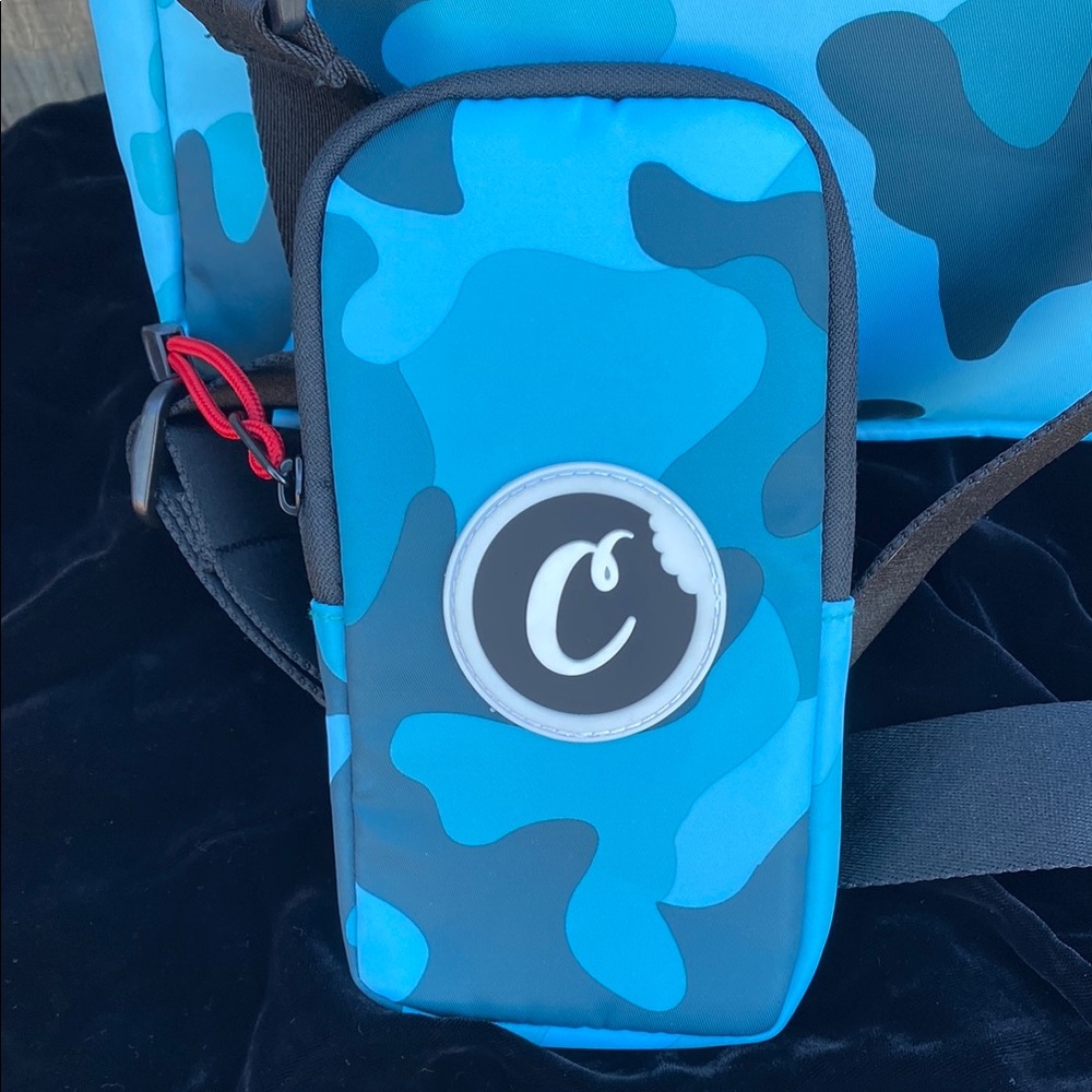 New Cookies Charter Shoulder Bag with Removable Phone Case 3 Pockets Smell Proof - Picture 5 of 13